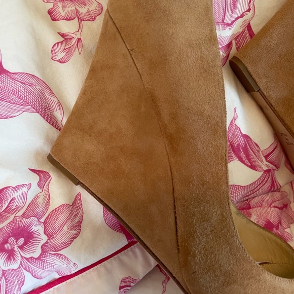 Kate Spade Tan Suede Crossover Wedge Pumps - Picture 13 of 13